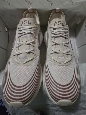 New In Box APL MEN'S Athletic Sneaker Color:  Beach/beachwood/white Size 10.5